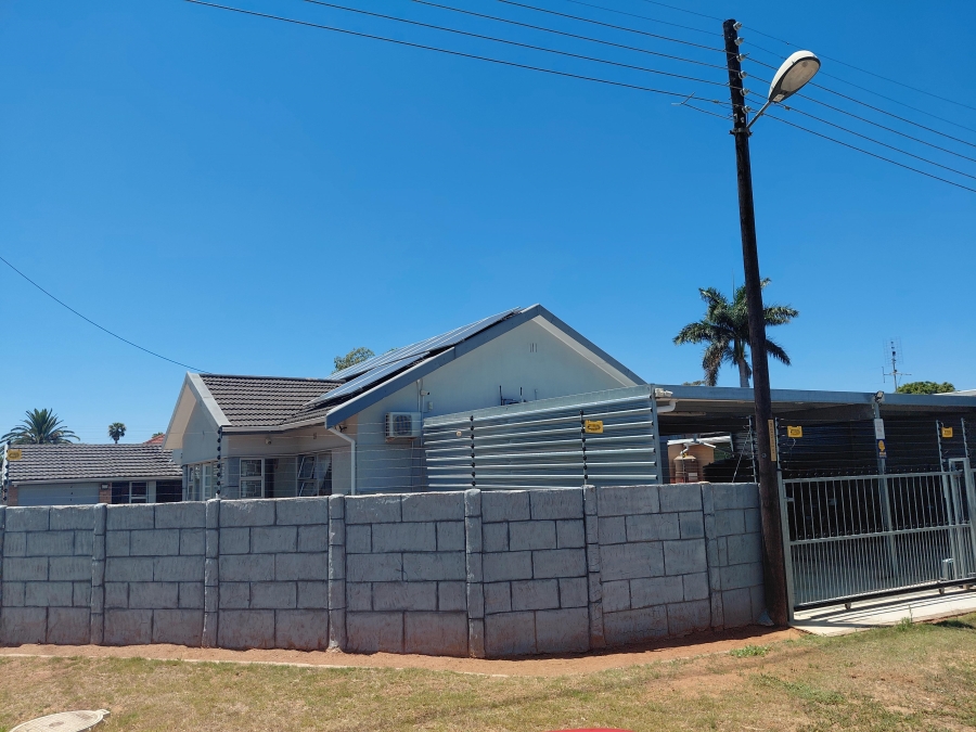 4 Bedroom Property for Sale in Retief Eastern Cape